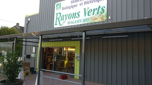 Entrée avant la nouvelle orientation de la porte du magasin Rayons Vert de Vierzon